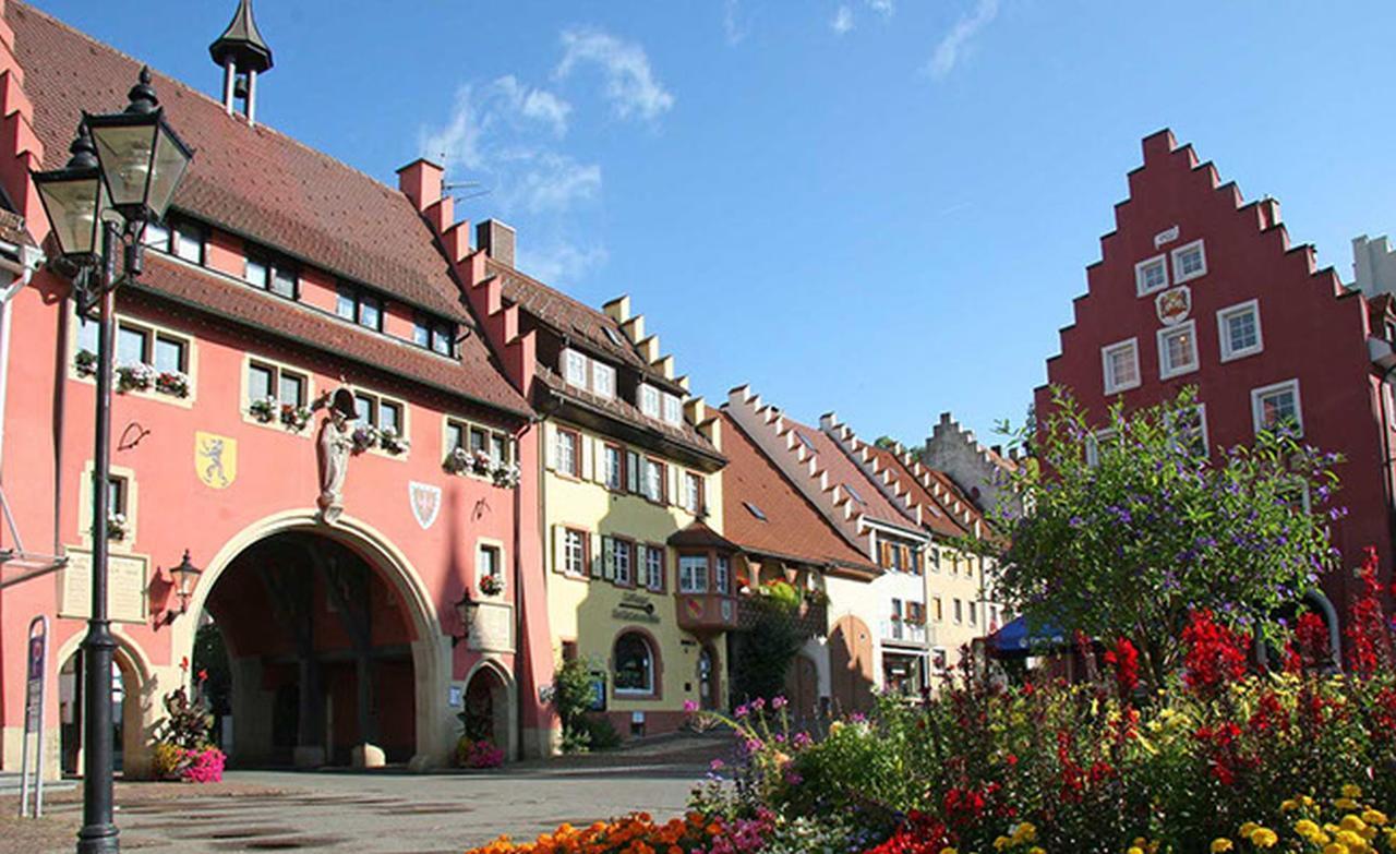 Pension Bader Лёффинген Экстерьер фото